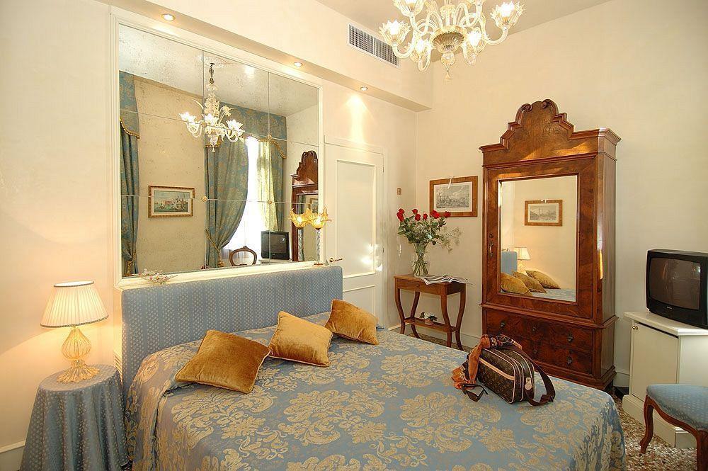 Palazzo Odoni 3* Wenecja