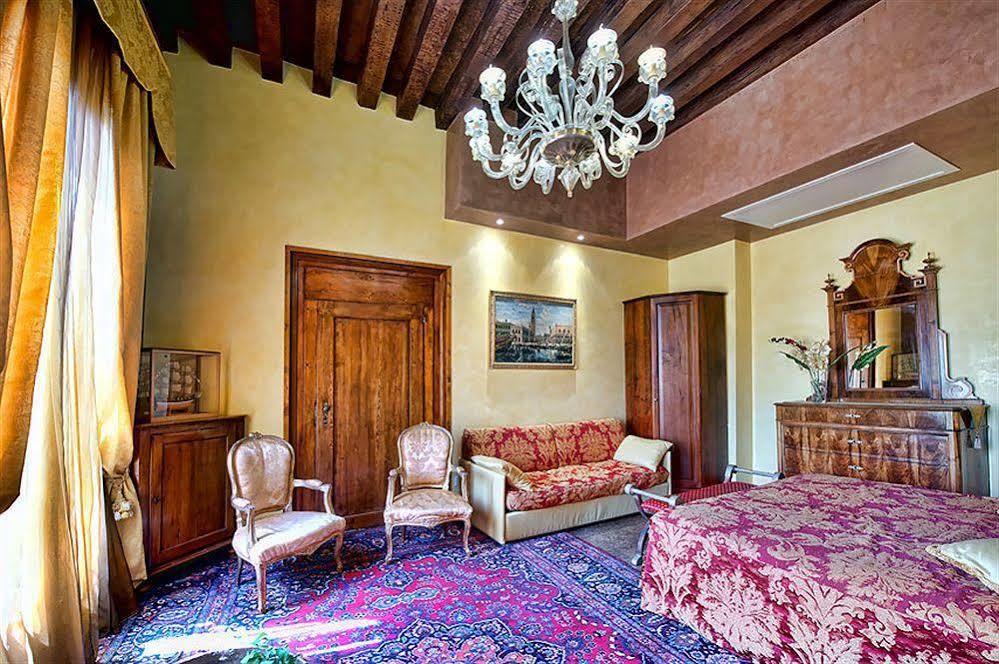 Pensjonat Palazzo Odoni 3*